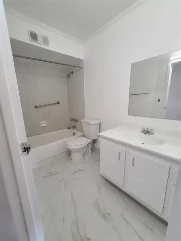 1810 SW 81st Avenue North Lauderdale FL 33068