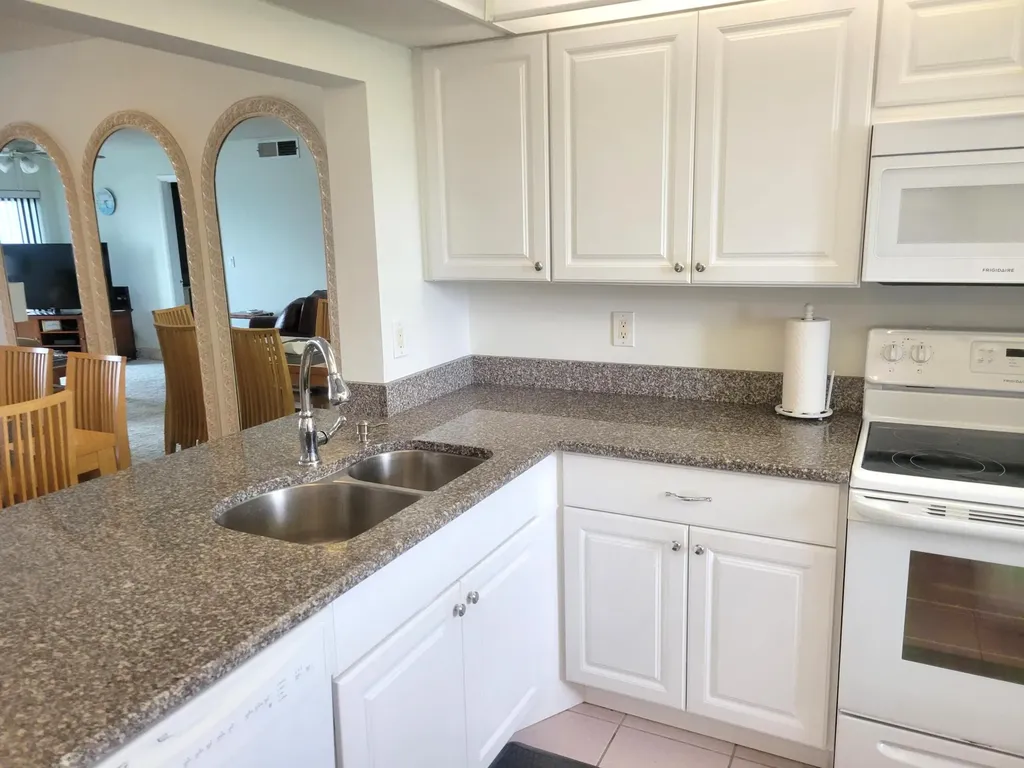 10152 S Ocean Jensen Beach FL 34957