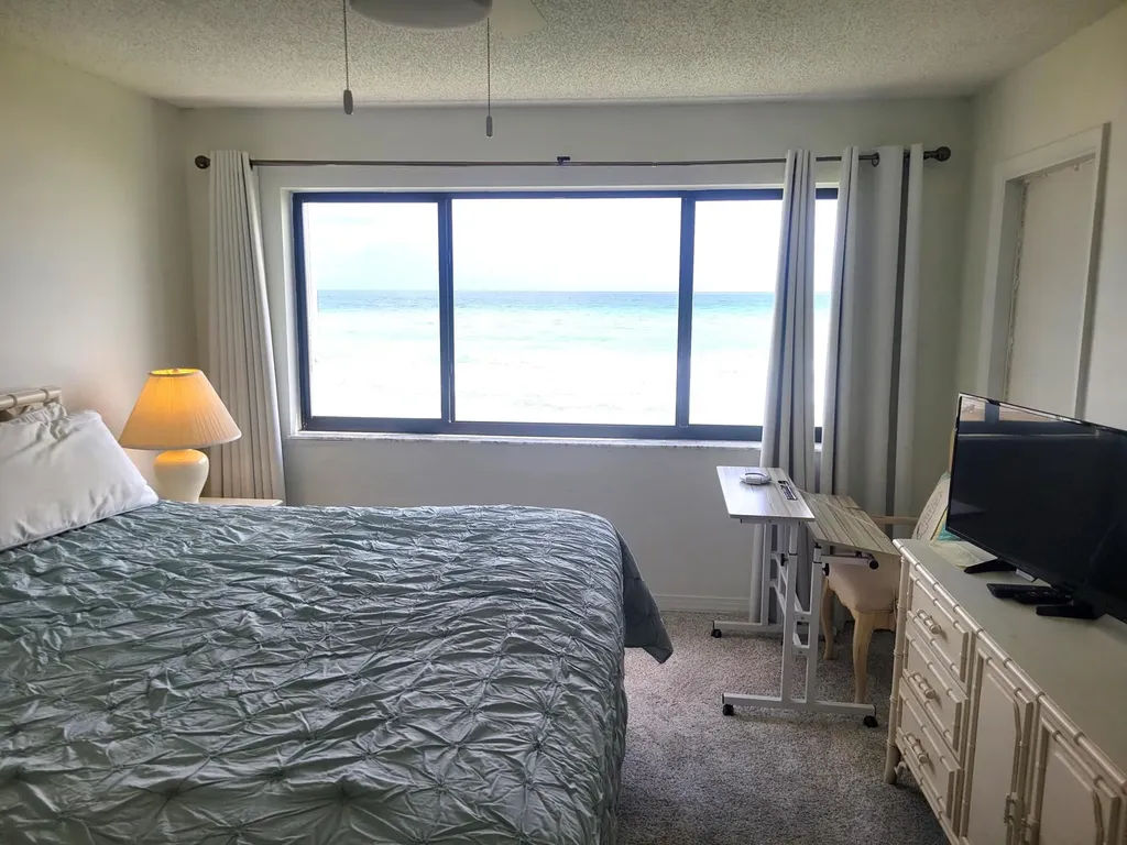 10152 S Ocean Jensen Beach FL 34957