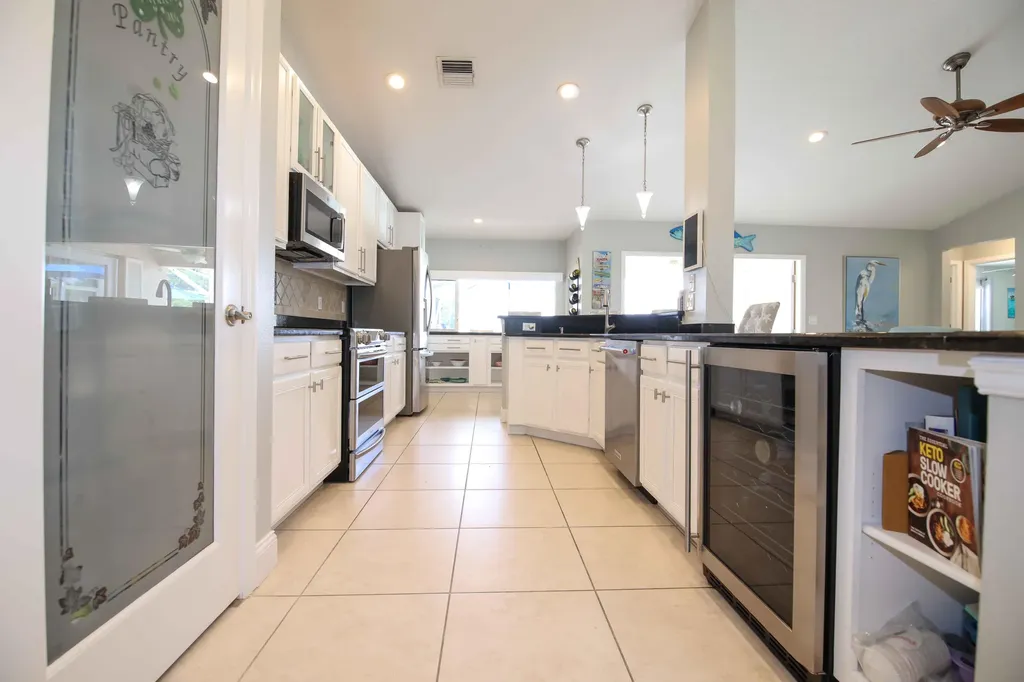618 SW Barbuda Bay Port St Lucie FL 34986