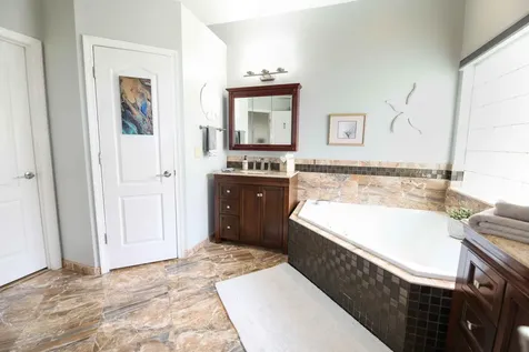 618 SW Barbuda Bay Port St Lucie FL 34986