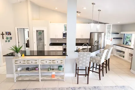 618 SW Barbuda Bay Port St Lucie FL 34986