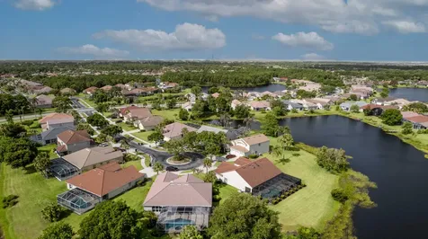 618 SW Barbuda Bay Port St Lucie FL 34986