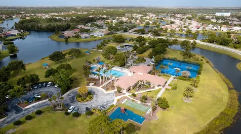 618 SW Barbuda Bay Port St Lucie FL 34986