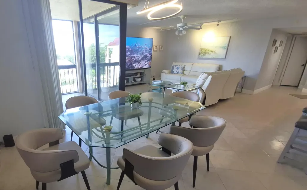 450 Egret Circle Delray Beach FL 33444