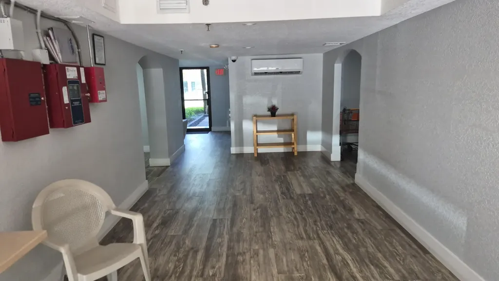 450 Egret Circle Delray Beach FL 33444