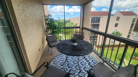 450 Egret Circle Delray Beach FL 33444