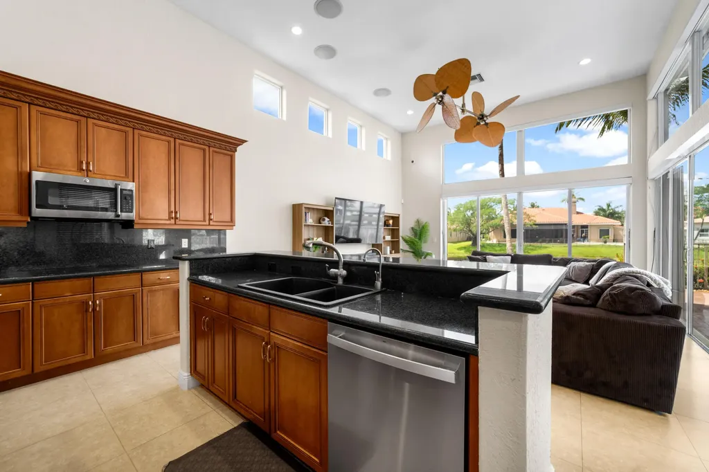 6213 NW 120th Drive Coral Springs FL 33076
