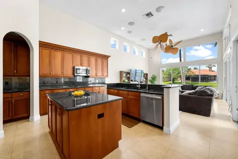 6213 NW 120th Parkland FL 33076