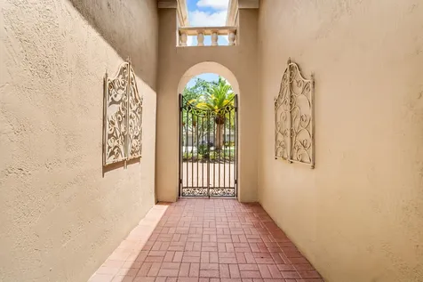 6213 NW 120th Parkland FL 33076