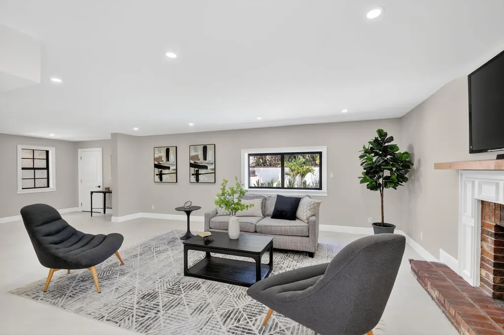308 Greymon Drive West Palm Beach FL 33405