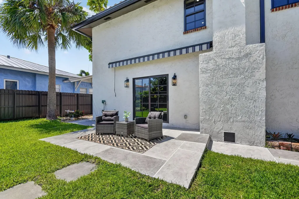 308 Greymon Drive West Palm Beach FL 33405