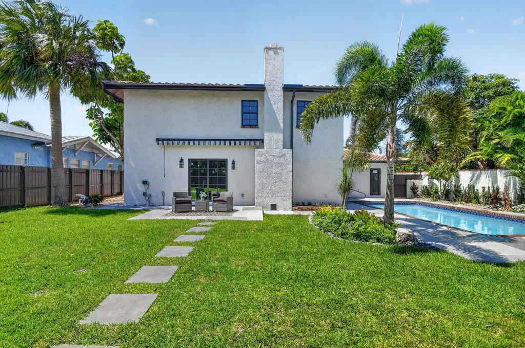 308 Greymon Drive West Palm Beach FL 33405