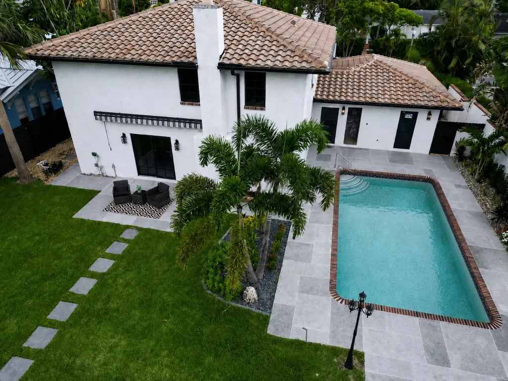 308 Greymon Drive West Palm Beach FL 33405