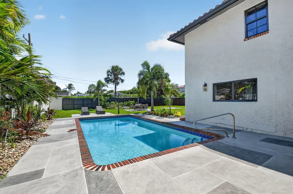 308 Greymon Drive West Palm Beach FL 33405