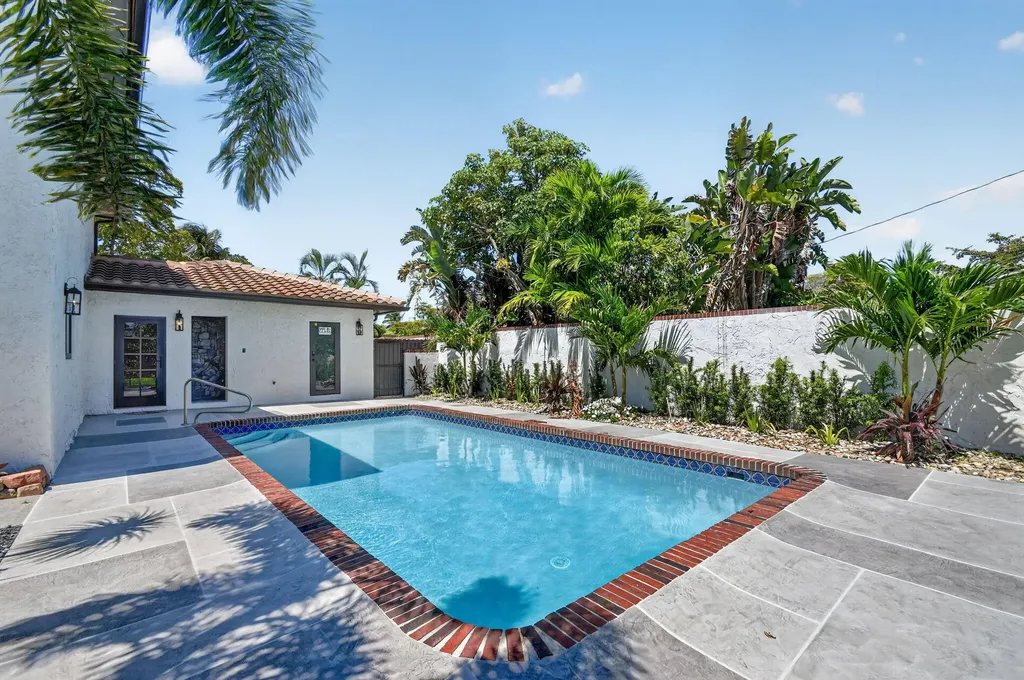 308 Greymon Drive West Palm Beach FL 33405