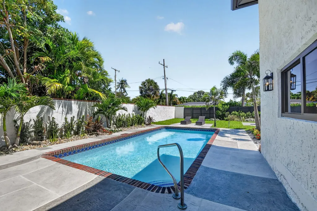 308 Greymon Drive West Palm Beach FL 33405