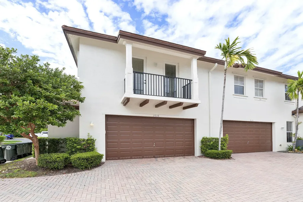4760 Mimosa Place Coconut Creek FL 33073