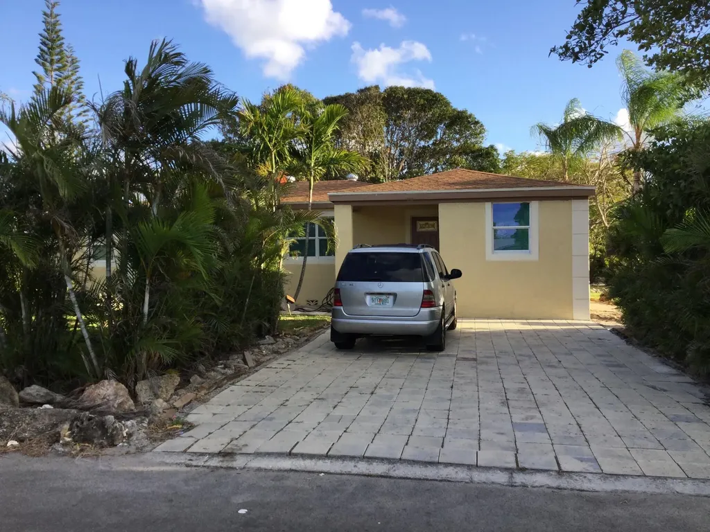 130 NW 5th Avenue Boynton Beach FL 33435