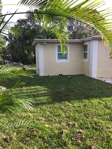 130 NW 5th Boynton Beach FL 33435