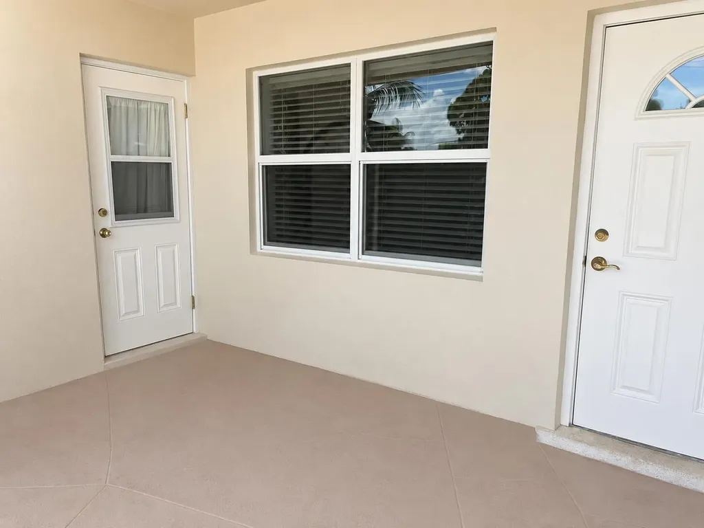 1221 SE 3rd Street Deerfield Beach FL 33441