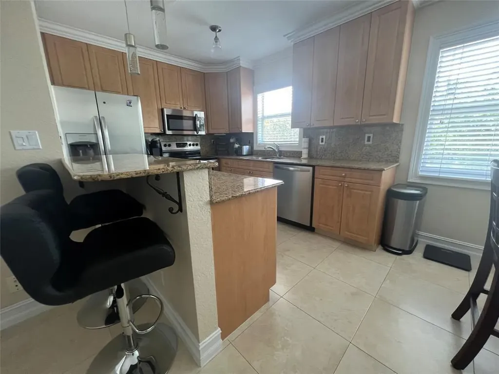 1221 SE 3rd Street Deerfield Beach FL 33441