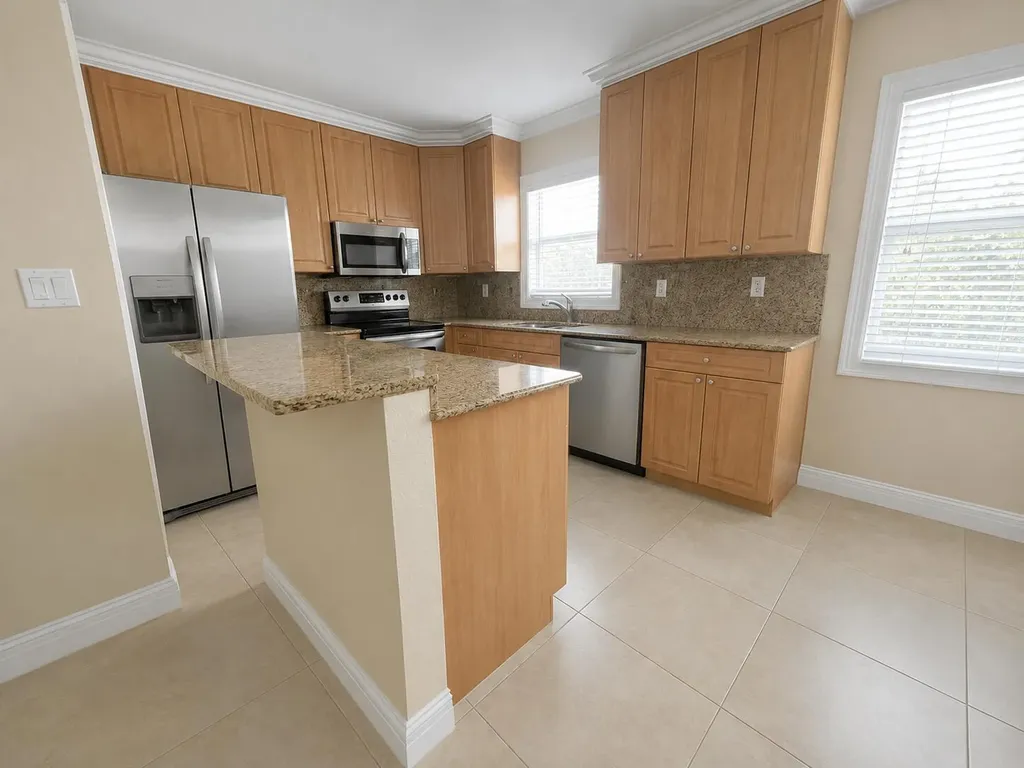 1221 SE 3rd Street Deerfield Beach FL 33441