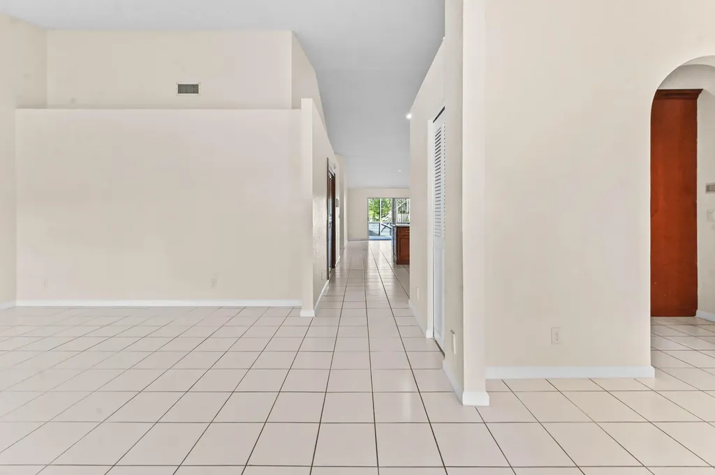 18377 Fresh Lake Way Boca Raton FL 33498