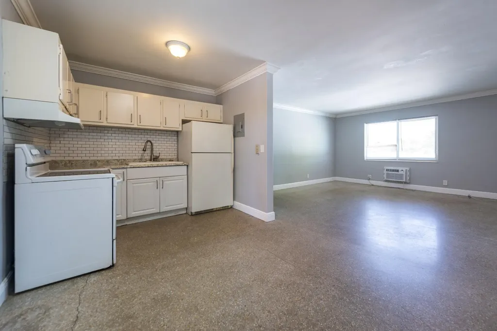 806 NE 16th Place Fort Lauderdale FL