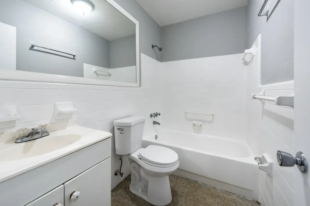 806 NE 16th Place Fort Lauderdale FL