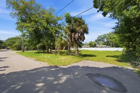 2009 SW 18th Avenue Fort Lauderdale FL 33315