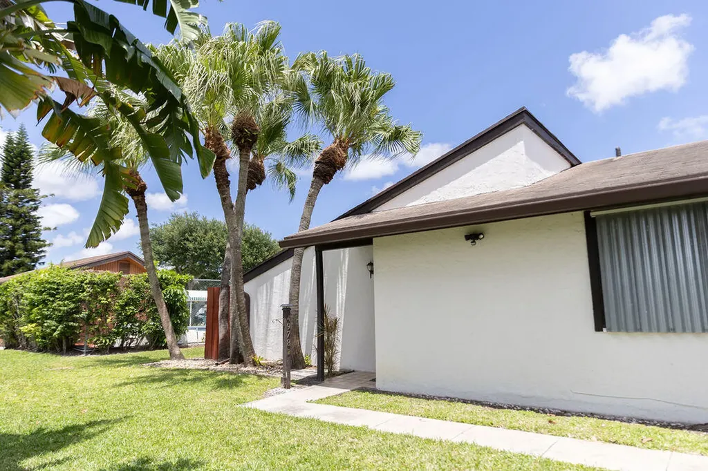 4978 Alder Drive West Palm Beach FL 33417