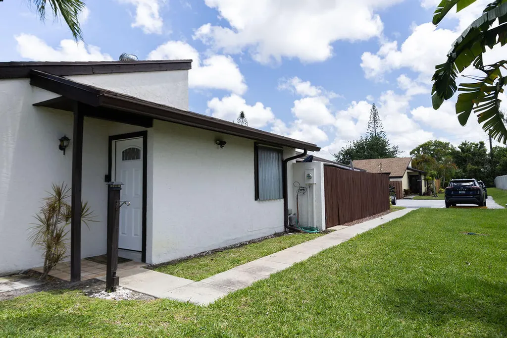 4978 Alder Drive West Palm Beach FL 33417