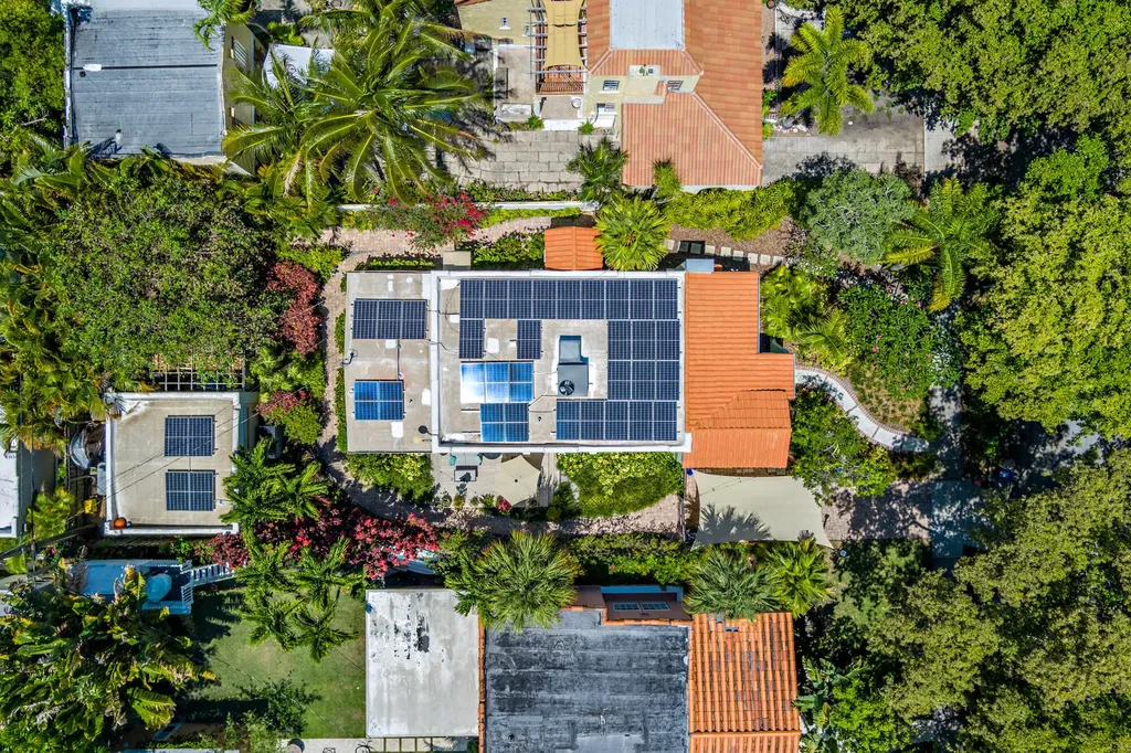714 Sunset Road West Palm Beach FL 33401