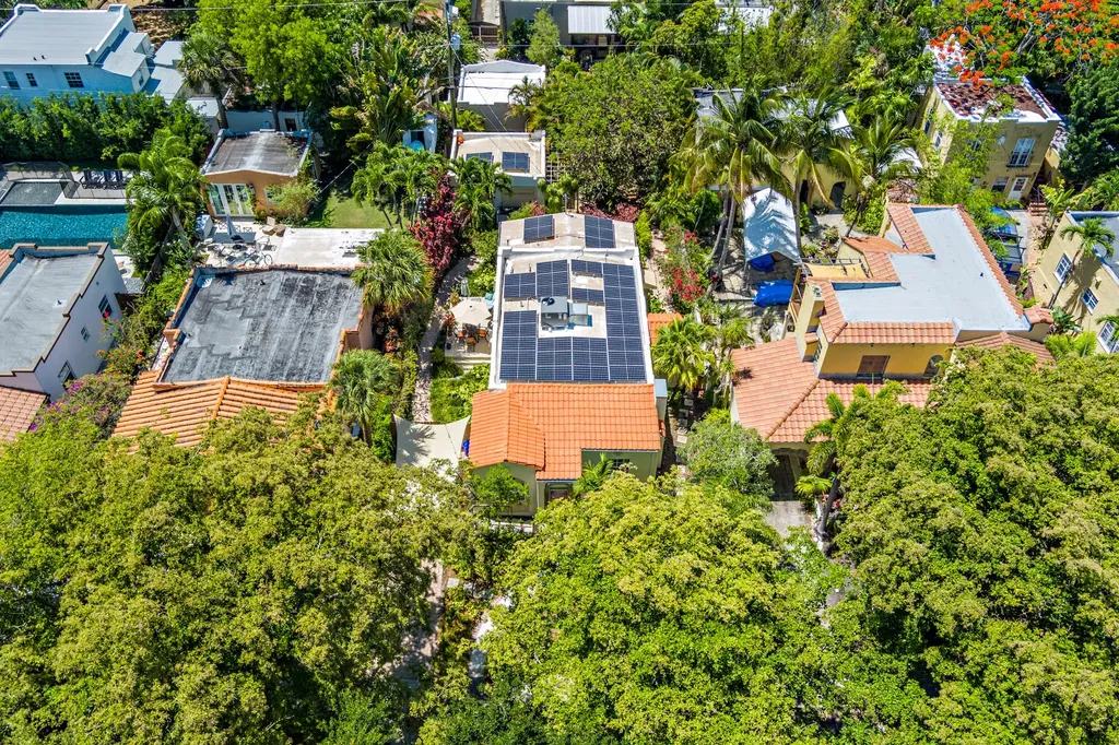 714 Sunset Road West Palm Beach FL 33401