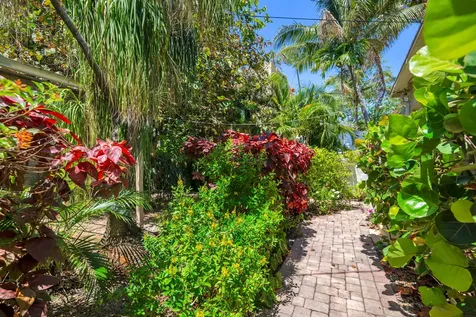 714 Sunset Road West Palm Beach FL 33401