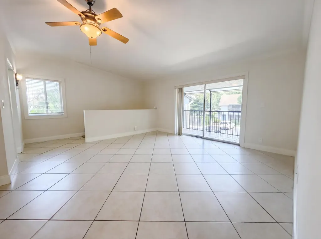 2737 S Oakland Forest Drive Oakland Park FL 33309