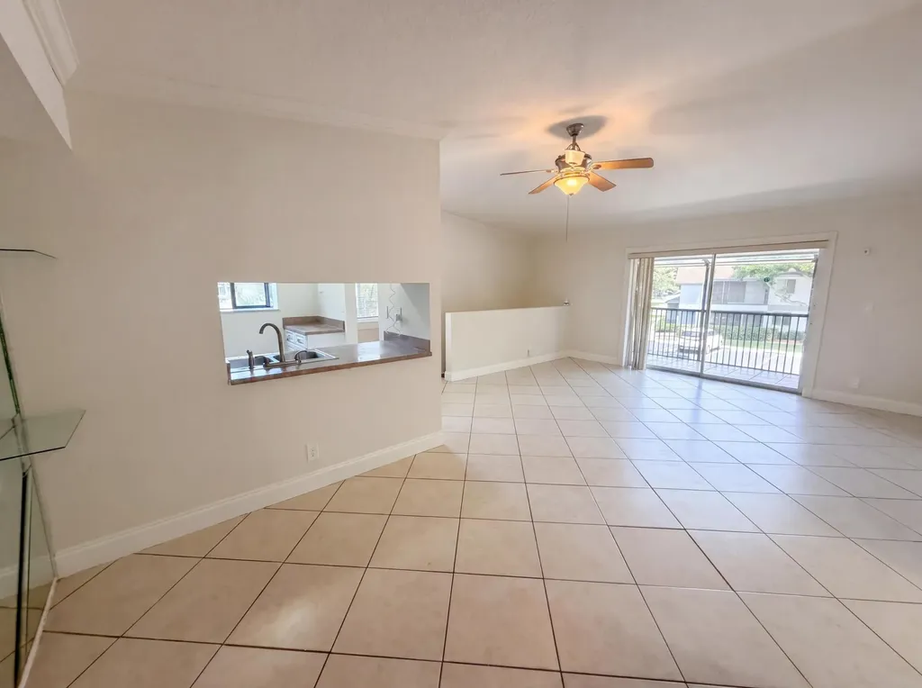 2737 S Oakland Forest Drive Oakland Park FL 33309