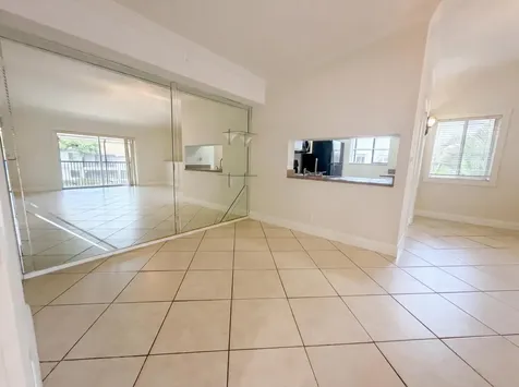 2737 S Oakland Forest Drive Oakland Park FL 33309