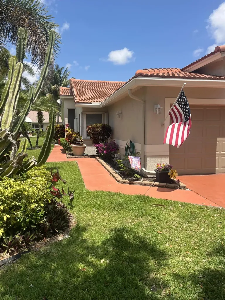 96 Sausalito Circle Boynton Beach FL 33436