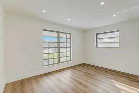 3900 N 45th Hollywood FL 33021