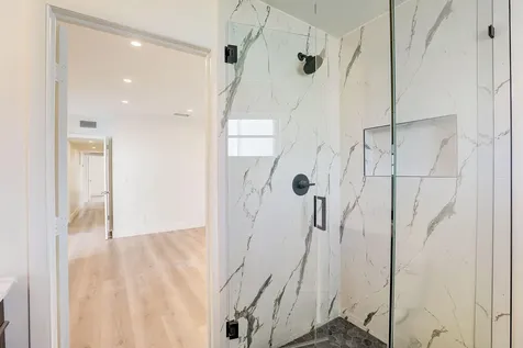 3900 N 45th Hollywood FL 33021