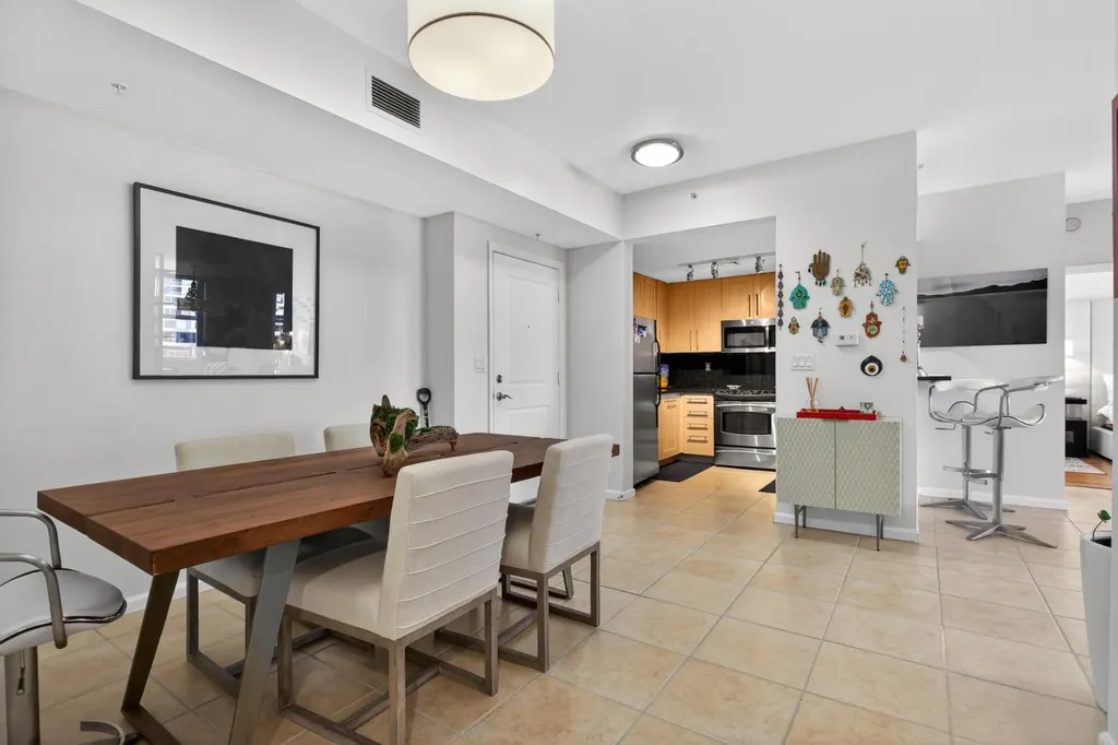 511 SE 5th Fort Lauderdale FL 33301