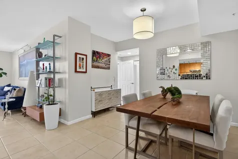 511 SE 5th Fort Lauderdale FL 33301