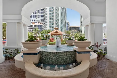 511 SE 5th Fort Lauderdale FL 33301