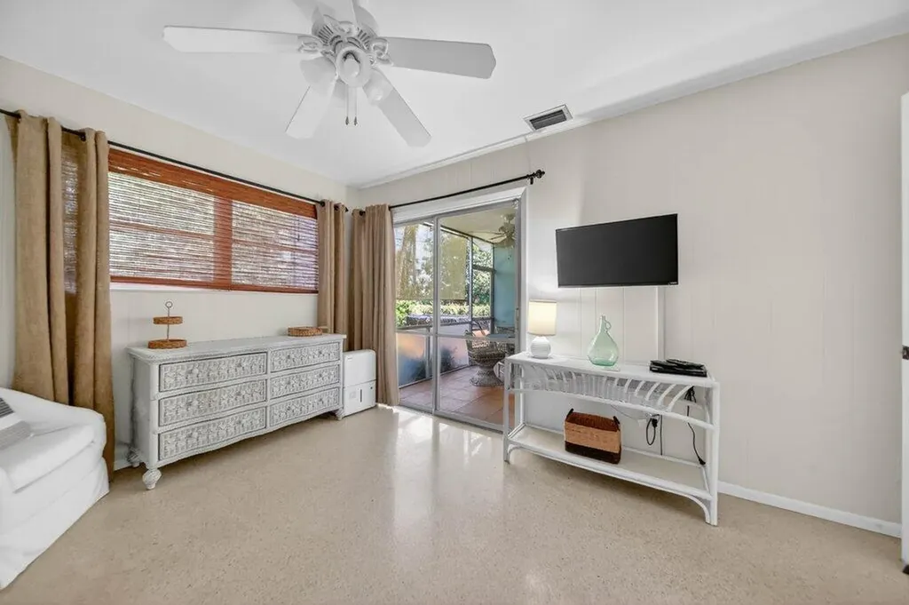 262 SE Monterey Avenue Stuart FL 34996