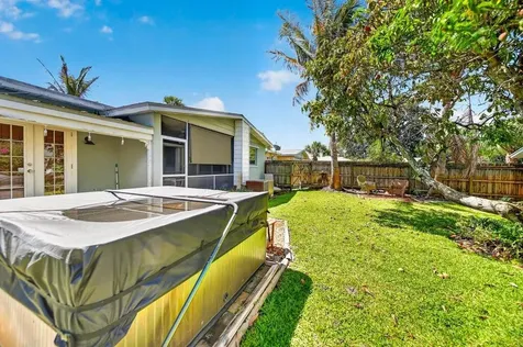 262 SE Monterey Avenue Stuart FL 34996
