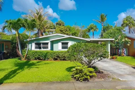 262 SE Monterey Avenue Stuart FL 34996