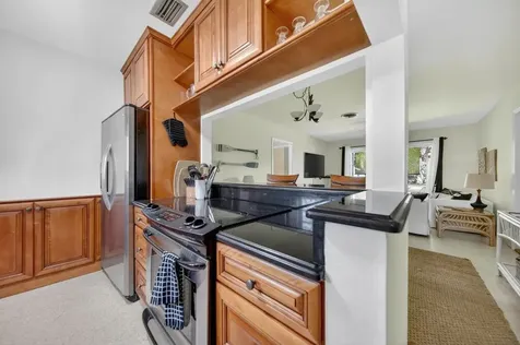 262 SE Monterey Avenue Stuart FL 34996