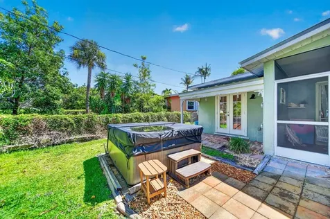262 SE Monterey Avenue Stuart FL 34996